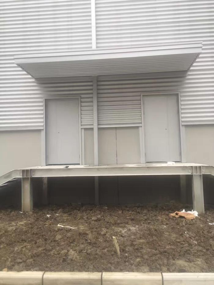 ��|�����T